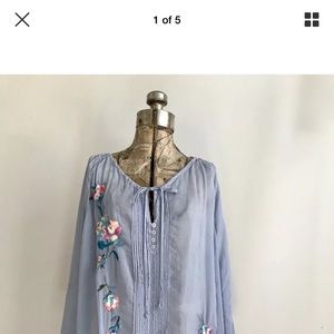 Johnny was beautiful tunic sz L